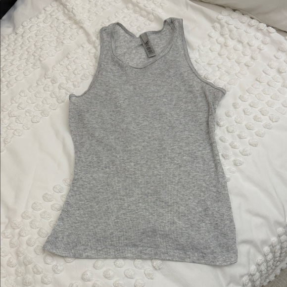 SKIMS Tops - SKIMS Sheer Cotton Rib Crewneck Tank Light Heather Gray Small SOLD OUT